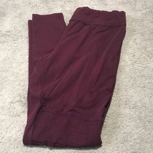 BP Cranberry Moro Leggings